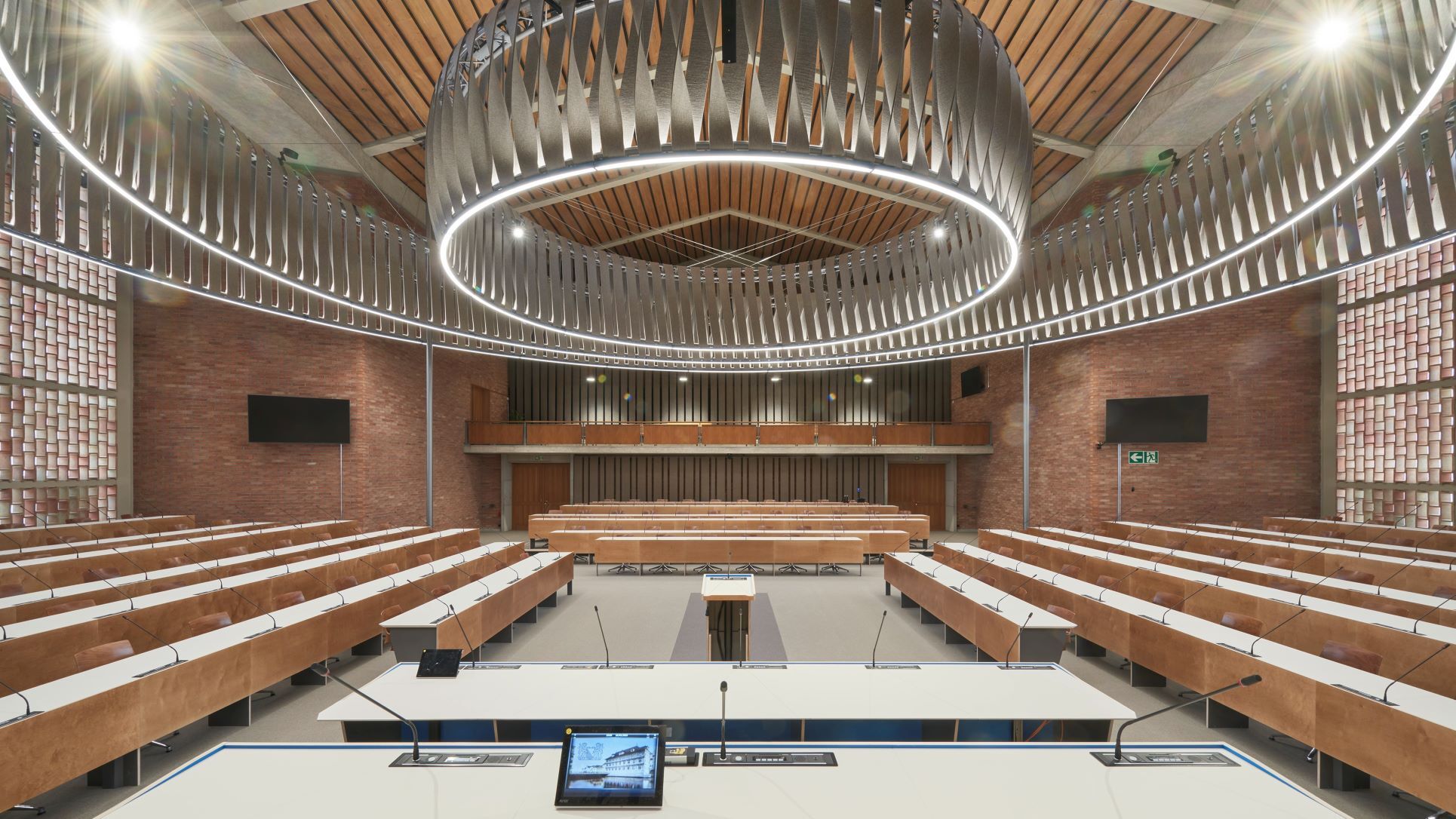 Ratssaal Rathausprovisorium Bullingerkirche